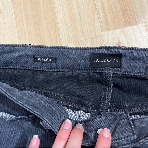 TALBOTS WOMENS GREY BUTTON HIGH RISE JEGGINGS - SLATE WASH SIZE 6 - Picture 7 of 8
